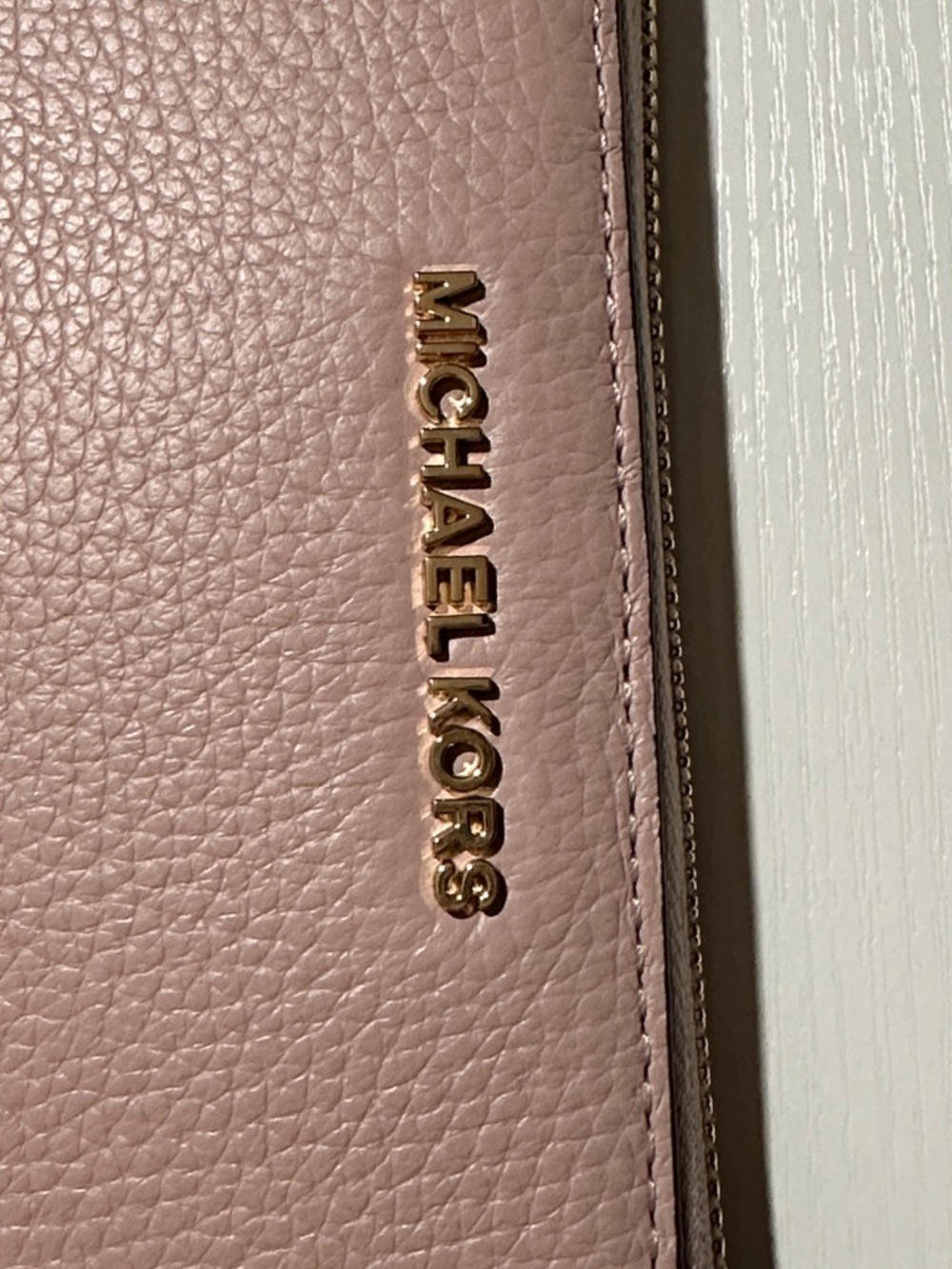 Michael Kors Dusty Pink Pebbled Leather Wristlet Wallet - Picture 2 of 16